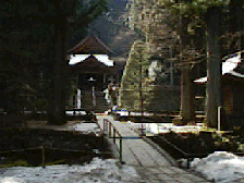 �����O���E�{����