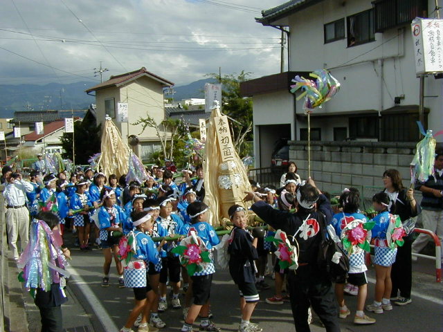 ���q�����E���΋�����